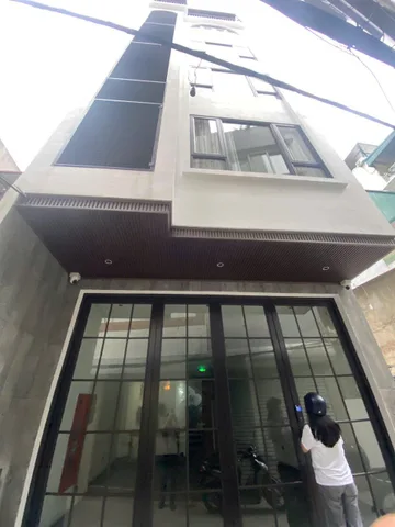 🏢 CHO THUÊ CĂN HỘ NGỌC THỤY – FULL NỘI THẤT