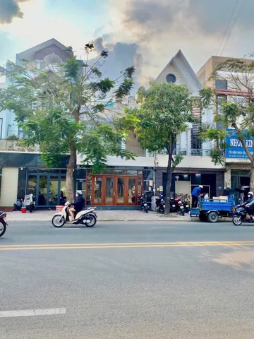 Bán Nhà Mặt Tiền SHR Đường Số 1- KDC Vĩnh Lộc - Bình Hưng Hoà B - Bình Tân. 
✅DT: 6x16m 1 trệt 1 lầu 3PN 3WC