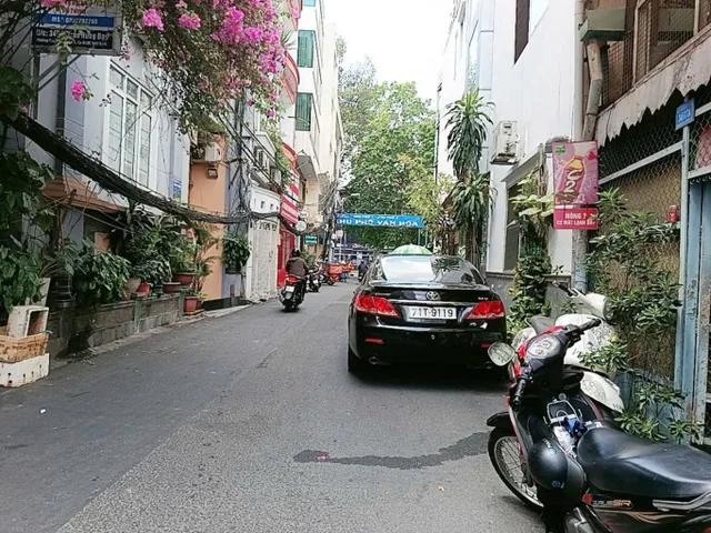 Bán nhà 8 Tầng Trần Hưng Đạo Quận 1