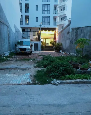 🔥 BÁN ĐẤT 2 MẶT TIỀN HẺM Ô TÔ NGUYỄN THIỆN THUẬT – TRUNG TÂM PHỐ TÂY NHA TRANG 🔥
