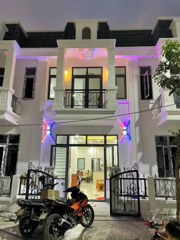 Bán nhà 2 tầng sổ riêng ngay ngã tư hội nghĩa bình dương cũ