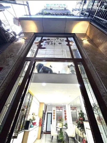 Phố Ô Đồng Lầm- Nội Thất Xa Hoa- Gần Hồ- Không Khí Trong Lành- Thang Máy- Gần Ô Tô- 35/40M2-7T- Mt3,6M - Sổ Đẹp