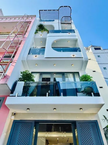 CHỦ XOAY TIỀN CHO CON ĐI NƯỚC NGOÀI BÁN GẤP NHÀ GIÁ RẺ 4 TỶ 750 TRIỆU|DT 76,5M2, TẠI PHÚ NHUẬN, SHR, HỢP ĐỒNG THUÊ CAO 30 TRIỆU DÒNG TIỀN SINH LỜI