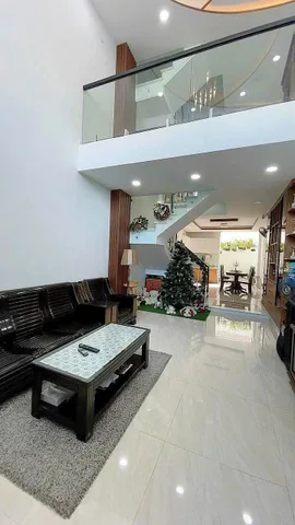 CHỦ GẤP BÁN VỚI GIÁ NHÌNH NHẸ 7TỶ, NHÀ MỚI ĐẸP FULL NỘI THẤT XỊN SÒ, CHÍNH CHỦ CHƯA QUA ĐẦU TƯ, 4X20, 5TẦNG, HẺM XE TẢI THÔNG PHAN HUY ÍCH. 
LIÊN HỆ 0902106911 GẶP EM LINH NHÀ ĐẸP GIÁ TỐT TOÀN THÀNH PHỐ (NC)