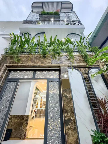 Chủ đi định cư bán gấp, hẻm 482 Lê Quang Định Bình Thạnh, 5.2x13.7, giá 4.57 tỷ, thuê 23tr/th, sổ hồng riêng