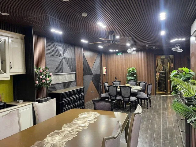 Bán Shophouse đẹp 9 tầng KĐT Văn phú, 125m2, mặt tiền 11m, thang máy, kinh doanh sầm uất, giá 78.5 tỷ