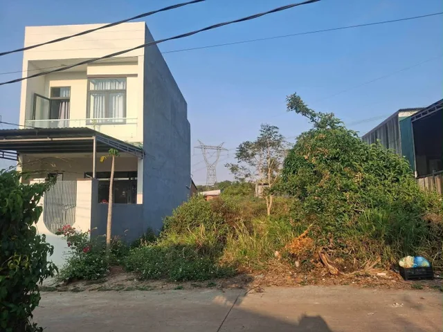 Bán đất 229.3m² có sẵn 40m² thổ cư ngang 5.0m giá 950 triệu tại Phường Thành Nhất