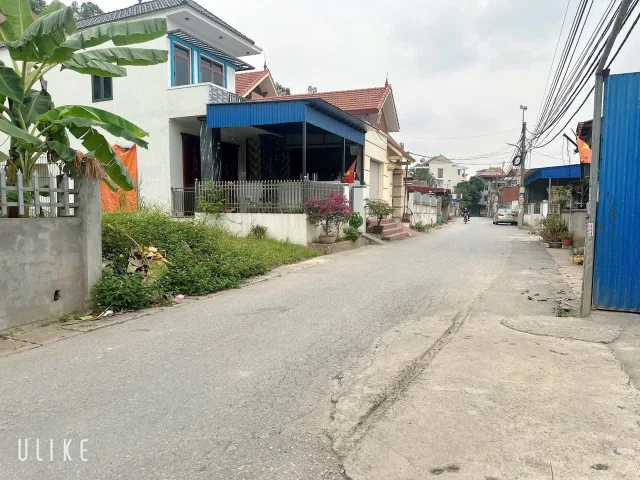 Bán 76 m Quảng Thanh đường nhựa kinh doanh buôn bán được .l/h:076.231.9990 em Thúy