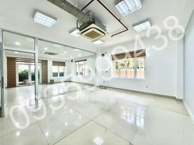 CHO THUÊ VĂN PHÒNG 60 M2 CHIA SẴN 2 PHÒNG GẦN CẦU TRẦN THỊ LÝ, LH: 0935 999 438