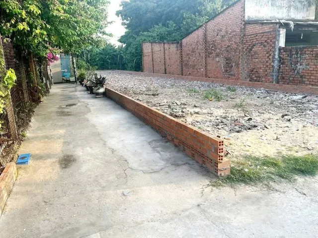 Bán đất 267m² có sẵn 109m² thổ cư ngang 6m giá 5.7 tỷ tại Phường Lái Thiêu tp Hồ Chí Minh