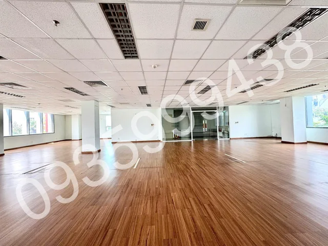 CHO THUÊ VĂN PHÒNG 240 M2 - 60 TR KHU HOÀ CƯỜNG, FREE 60 CHỖ ĐỂ XE