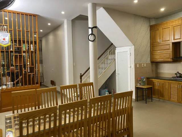BÁN NHÀ PHỐ HOA LƯ – HAI BÀ TRƯNG – Ô TÔ ĐỖ CỬA – 76M2 – MT 5.7M NỞ HẬU – GIÁ GIẢM SỐC 4 tỷ còn 27.8 TỶ