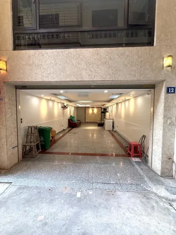 Bán toà nhà Apartment phố Phan Kế Bính 70m² full thổ cư ngang 5m giá 40 tỷ tại Phường Giảng Võ