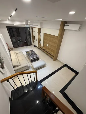 TRUNG TÂM BỒ ĐỀ, SẦN TRƯỜNG CẠNH PHỐ 36M2 7 TẦNG XÂY ĐỘC LẬP - NHỈNH 10.X TỶ