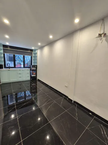 Bán nhà mặt ngõ Phố Cửa Bắc, 5 tầng, 2 thoáng, 7.9 tỷ
