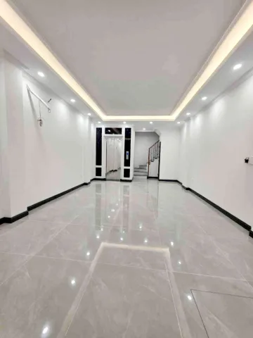 Bán nhà 55m² full thổ cư ngang 4,4m giá 15.9 tỷ tại Đường An Dương Vương Phường Phú Thượng, Tây Hồ