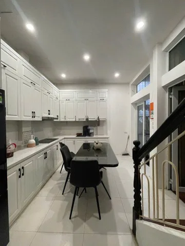 Cho Thuê Nhà Hào Nam - Đống Đa 48M² 4 Tầng 4 Ngủ Full Đồ - Ngõ Ô Tô - Ở, Kinh Doanh VP...- Giá Thuê 18,6tr