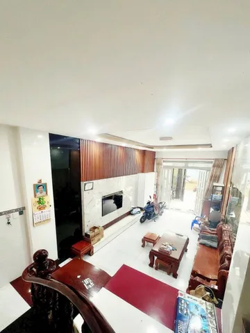 SIÊU PHẨM - MẶT TIỀN KDOANH - CHỈ 10T 
- NHÀ MỚI ĐẸP 4 TẦNG FUL NỘI THẤT (a77)
- ĐƯỜNG RỘNG 15M CÓ LỀ - 4x 20M 
- CẠNH VĂN CAO ,THẠCH LAM ,NGUYỄN SƠN 
- GẤP PÁNK TL NGAY.
# Liên hệ : 0902 106 911