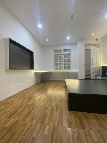 NHÀ NGỌC THỤY 30M² – 3 TẦNG – Ô TÔ QUA CỔNG – Ở NGAY