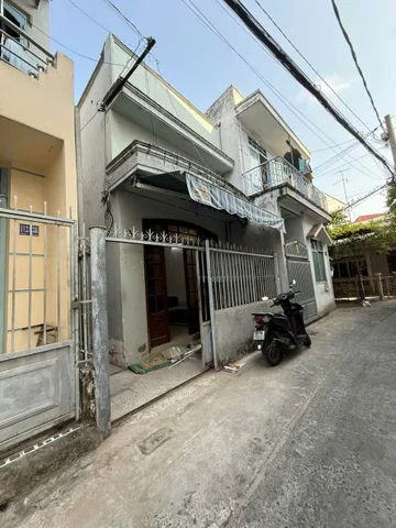 Nhà 3 phòng ngủ – 3 máy lạnh – Gần cầu Quang Trung