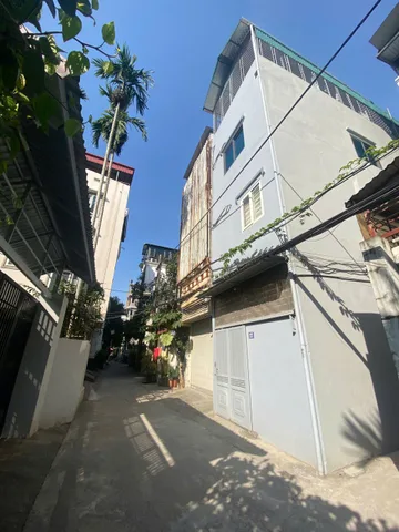NHÀ NGỌC THỤY – 30M² – 3 TẦNG – Ô TÔ QUA CỔNG – Ở NGAY