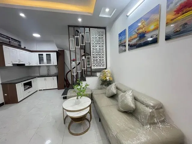 BÁN NHÀ PHƯỜNG VIỆT HƯNG OTO ĐỖ GẦN CHƯA TỚI 7 TỶ