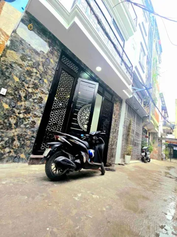 BÁN NHÀ PHỐ NGŨ NHẠC – 52M² – 6 TẦNG THANG MÁY – FULL NỘI THẤT – Ô TÔ ĐỖ CỬA – GIÁ 14,5 TỶ