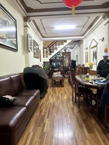Cho thuê nhà 4 phòng Lê Thánh Tôn, phường 6, Đà Lạt 15 triệu/tháng