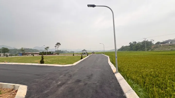 Cần bán 4 lô đất nền liền kề full thổ cư tại Khu Vai, An nghĩa, Lạc Thủy, Hòa Bình