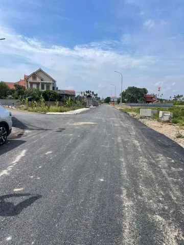 Bán 94 m Đường nhựa 2 ô tô tránh nhau tại Mỹ Đồng
L/h;076.231.9990 em Thúy