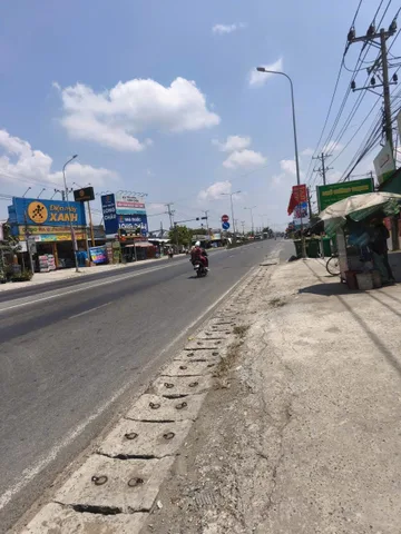 BÁN ĐẤT MẶT TIỀN VÀNH ĐAI 4 - VỊ TRÍ ĐẸP,  PHÁP LÝ RÕ RÀNG, TIỀM NĂNG CAO.