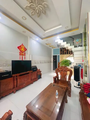 MẶT TIỀ.N NỘ.I BỘ SÁT KINH DƯƠNG VƯƠN.G - KHU TÊN LỬ.A - ĐƯỜNG XE TẢI - ( 4X19M )
