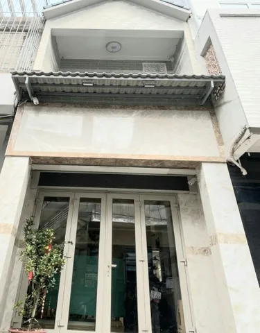 M.T.K.D BÀNH VĂN TRÂN - 4*14 - 3TẦNG - TIỆN Ở + K.DOANH - 12T TL MẠNH CHÍNH CHỦ (314)

📞 Liên hệ xem ngay: 0902 106 911