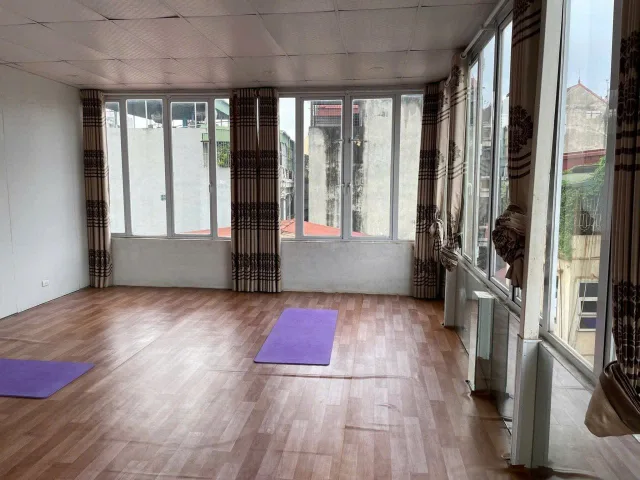 Cho Thuê Nhà Mặt Đường Giải Phóng - Hoàng Mai 90M² 4 Tầng 4 Ngủ - Nội Thất CB - Ở, Kinh Doanh VP - Giá Thuê 18,5tr