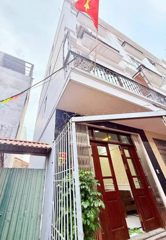 Nhà đẹp Tây Tựu - 30m 4T - Lô góc nở hậu - Ngõ thông VĐ 3.5 - Full nội thất.