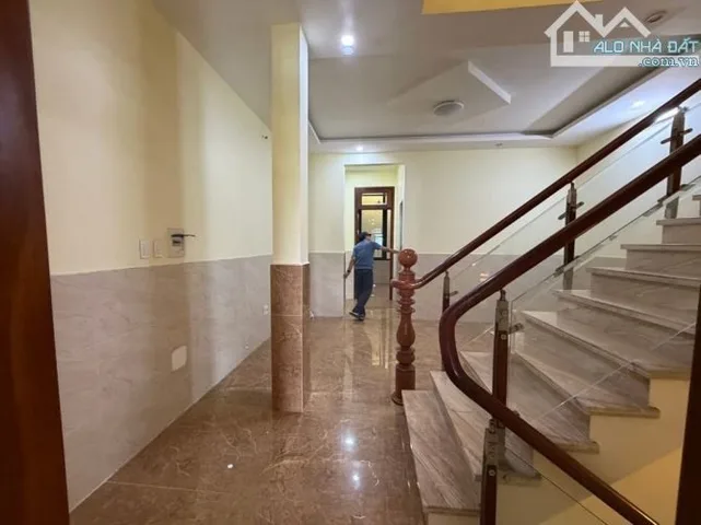 🏠 BÁN SIÊU PHẨM KIỆT Ô TÔ ĐỐNG ĐA - HẢI CHÂU - 94M2 NGANG 5M - SÁT SÔNG HÀN - GIÁ 8.X TỶ