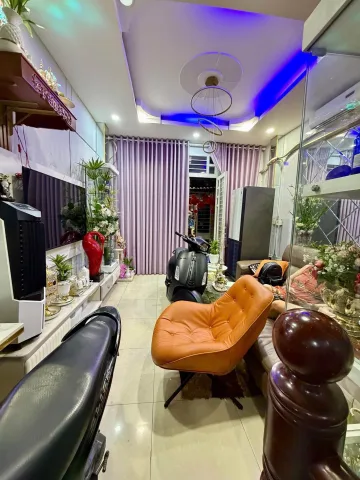 NHÀ ĐẸP GIÁ TỐT 3 TẦNG BHH BÌNH TÂN