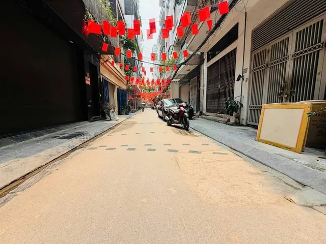 Bán nhà 7 tầng thang máy ngay phố Tô Vĩnh Diện. Trước nhà ô tô tránh dừng đỗ. Với nội thất xa hoa, thiết kế đẳng cấp, tinh tế. DT 85m MT 8m