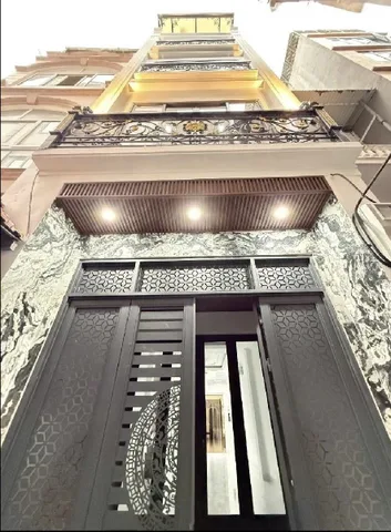 Chính Chủ Gửi Bán Căn Nhà Phố Tôn Đức Thắng- 46/48M2-6T- Thang Máy- Ngõ Ô Tô Nhỏ- 10M Ra Mặt Phố