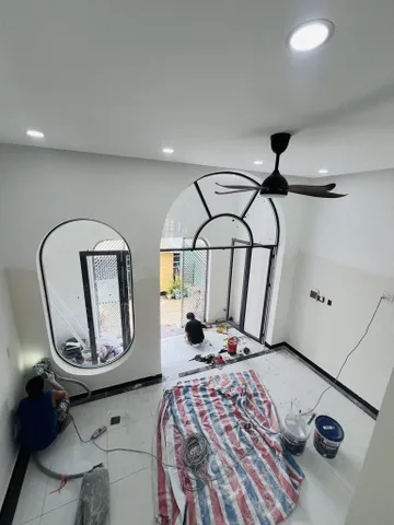 Nhà Mới Tặng Full nội Thất, Hẻm Xe Hơi Đi Trung Tâm TP.HCM gần, ngang rộng 5m, Chỉ 3.9 tỷ