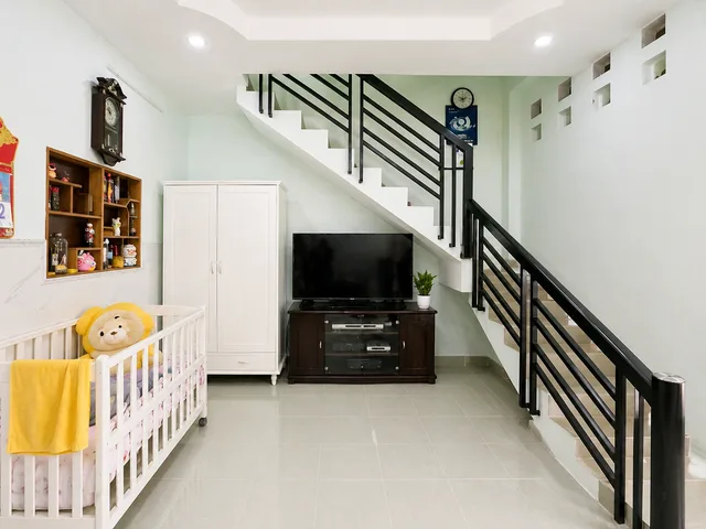 💥Nhà ngay Gò Dầu - DT 55m2 - ô tô đổ cửa - giá chỉ 6.X đồng!