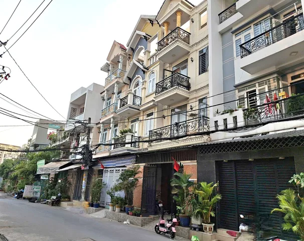 Lê đình cẩn, tuyệt phẩm 4 tầng (5×12)_chỉ 6,..ty_hẻm xe tải
