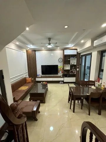 BÁN NHÀ PHỐ NGUYỄN SƠN - BỒ ĐỀ - LONG BIÊN CHỈ HƠN 8 TỶ SỞ HỮU CĂN NHÀ KHU DÂN TRÍ CAO