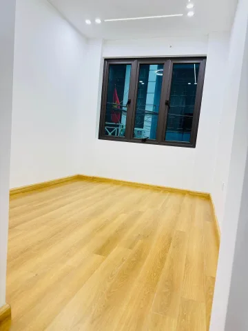 🔥 chưa tới 7 tỷ, sở hữu tổ ấm 5 tầng mới tinh, oto đỗ cửa, 4PN, đủ công năng, 500m ra phố Vũ Tông Phan, sổ đỏ chính chủ
