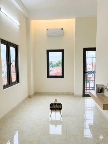 Bán nhà 38m² full thổ cư ngang 5m giá 9.5 tỷ tại Đường Kim Hoàng Xã Sơn Đồng