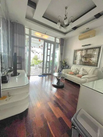 Mặt tiền Tân Phú gần Chợ Tân Hương, 5 tầng 84m2 chỉ 8.8 tỷ