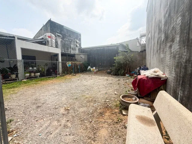 Bán đất *Ngang 8* gần Siêu Thị AeonMall Hiệp Hoà (P.Hiệp Hoà) Giá 2ty9