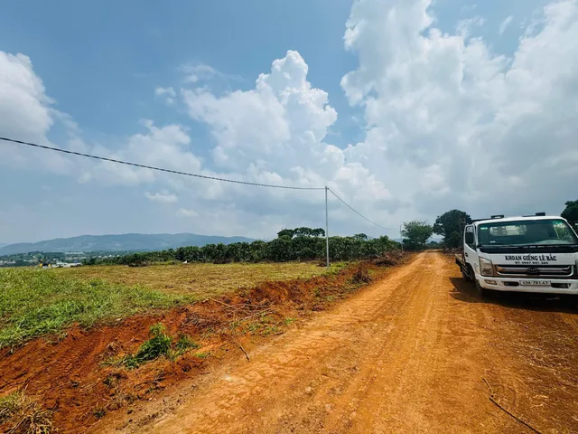 Chỉ 1 Tỷ/ 1 Sào. Đất bằng như sân bay ở xã Mê Linh. Hơn 25km về tới chợ đêm Đà Lạt