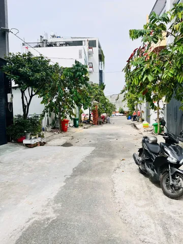VILL MỚI KENG XÀ BENG
👉CHỦ TẶNG TOÀN BỘ NỘI THẤT XỊN XÒ
TRUNG TÂM HÓC MÔN - NGUYỄN THỊ THỬ
3TẦNG MỚI  XÂY XONG - 5PN - 5WC
KHU DÂN TRÍ ĐỒNG BỘ VĂN MINH
SHR, CCN
💰giá nhỉnh 8tỷ còn tl tốt
☎️lh #hangbadia 0965518639