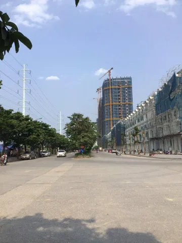 BÁN NHÀ PHÚ THƯỢNG. Ô TÔ ĐỖ CỬA. 6 TẦNG THANG MÁY. 35M – 10.4 TỶ